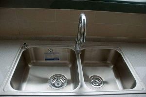 厨房水槽种类 五种不同材质水槽解析