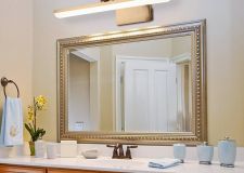 卫浴间灯具如何选购 浴室灯具清洁保养小诀窍