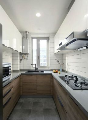 2023日式厨房白色瓷砖背景墙设计效果图