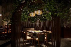 主题餐厅装修装修设计，创造一个迷人的空间环境形象。