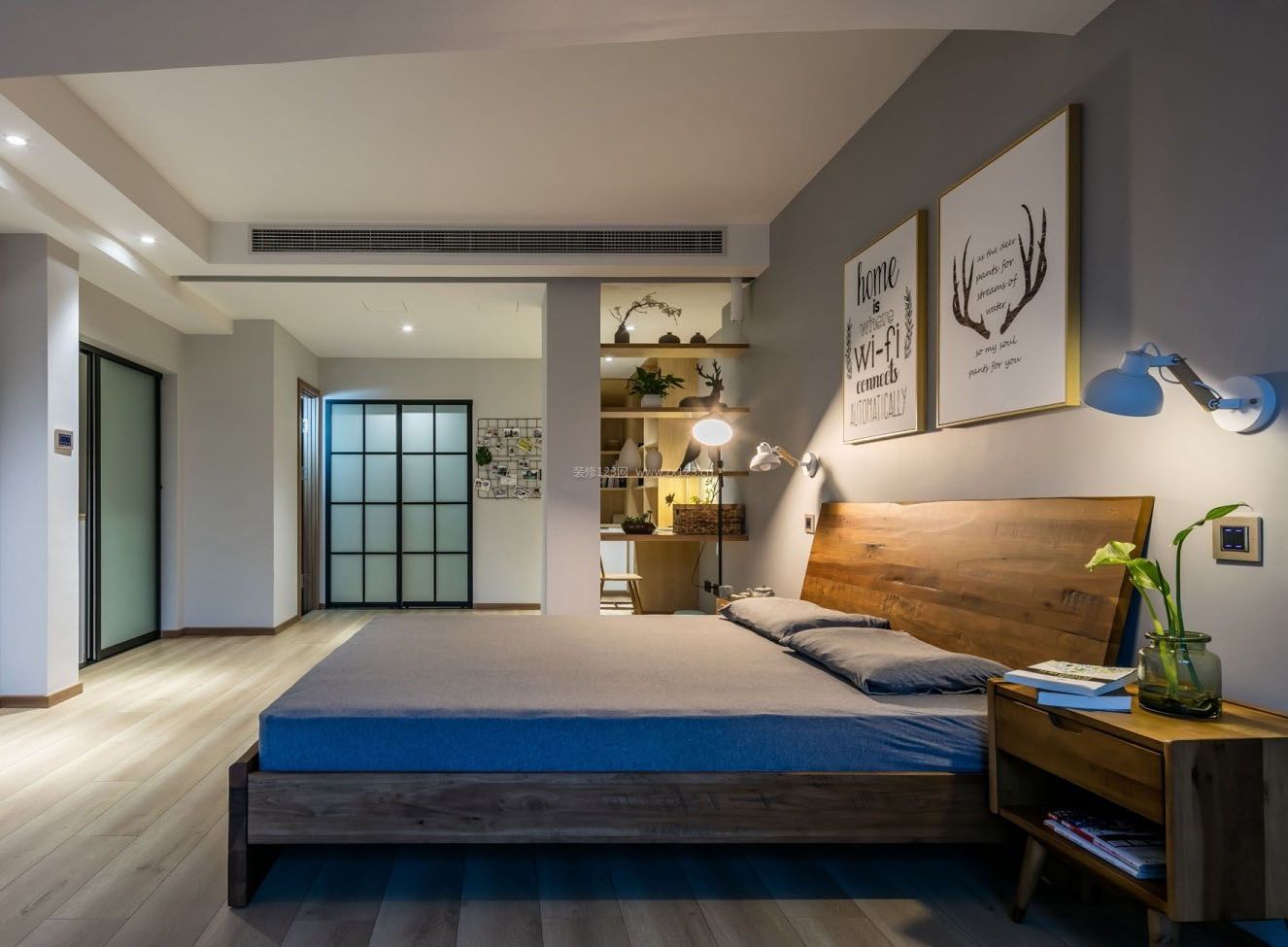 六十平米房子卧室木纹地板装修设计效果图