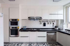 2023北欧风格厨房橱柜黑色台面设计效果图
