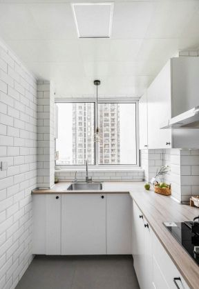 北欧风格厨房设计 厨房白色墙砖效果图