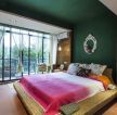 东南亚风情别墅卧室床的设计图片