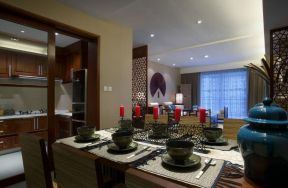 东南亚风格餐厅餐桌摆放装饰案例