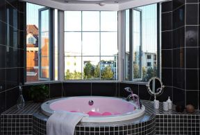 复式住宅浴室浴缸装修设计案例