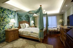 2023地中海风格别墅卧室床头壁纸装修案例