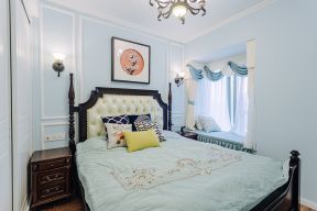 美式风格中小户型卧室床头壁灯家装效果图