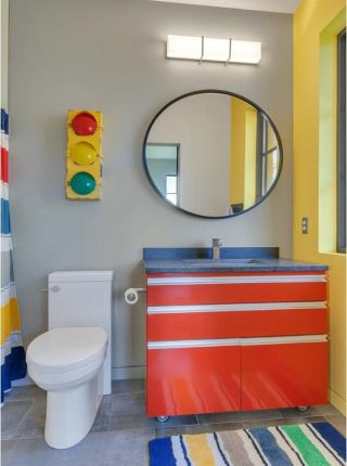 家庭洗手间台盆柜颜色搭配装饰设计图