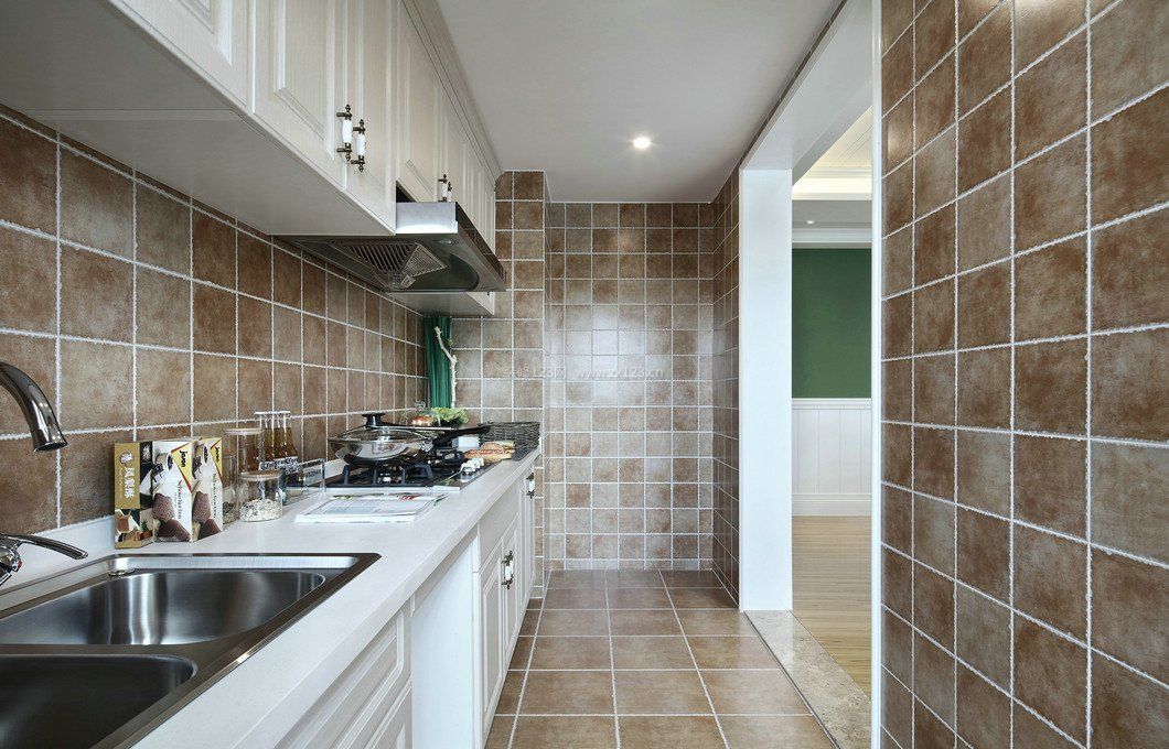 美式风格样板房厨房马赛克墙砖贴图图片