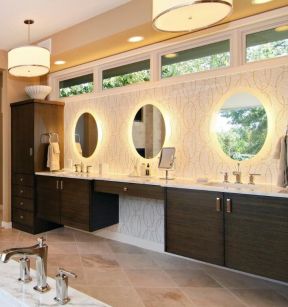 洗手间镜前灯设计 别墅浴室装修效果图  