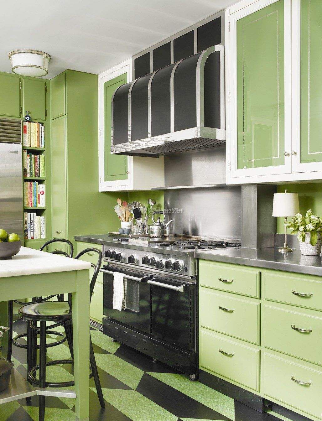 地中海风格厨房果绿色橱柜装修效果图