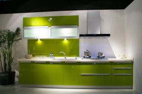 开放式小厨房果绿色橱柜颜色搭配图片