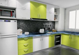 时尚家庭厨房果绿色橱柜装修效果图