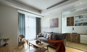 百江花园现代简约124平四居室客厅装修案例
