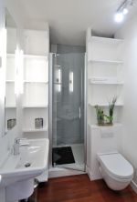 超小浴室置物柜设计装修效果图