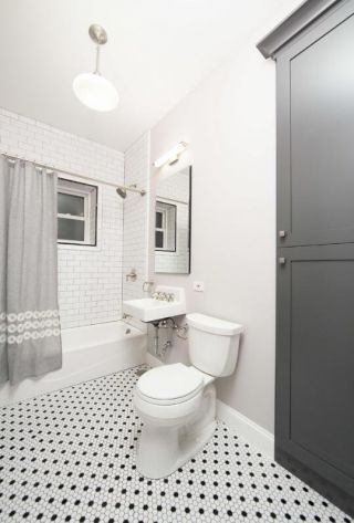 2023超小浴室欧式门装修设计效果图