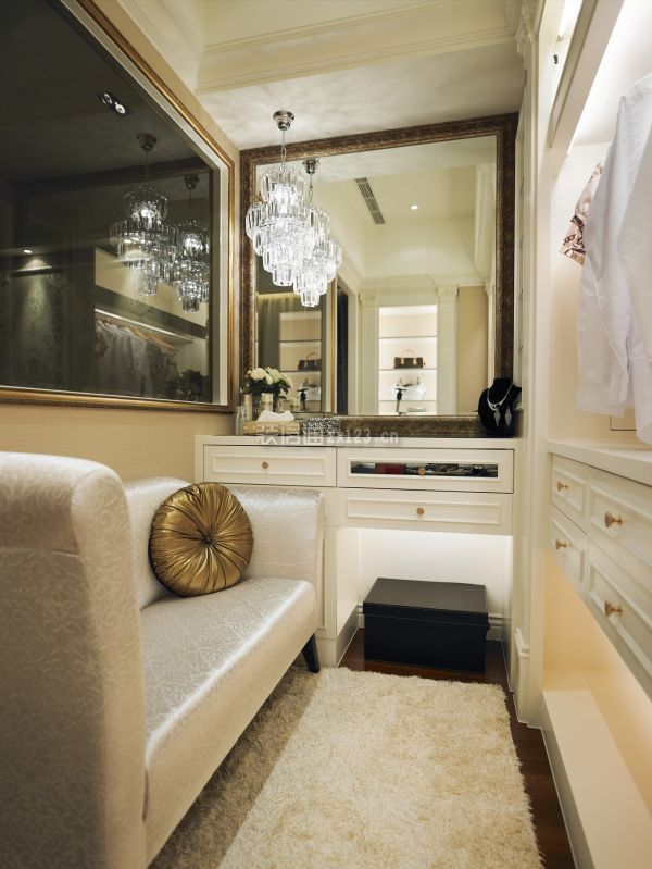 重庆凡尔赛200平米欧式古典风格别墅装修案例赏析