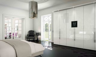现代北欧风格卧室白色板式衣柜拉门图片