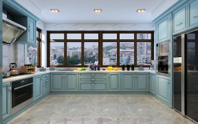 法式风格厨房蓝色板式橱柜设计效果图片