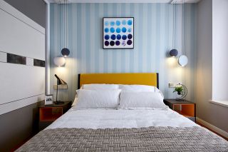 105平米家庭卧室条纹壁纸装修设计图