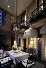 阳光西雅图法式风格别墅餐厅装修效果图