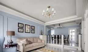 简约欧式风格客厅沙发淡蓝色背景墙设计图片