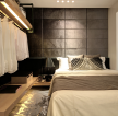现代风格卧室床头软包墙设计图片