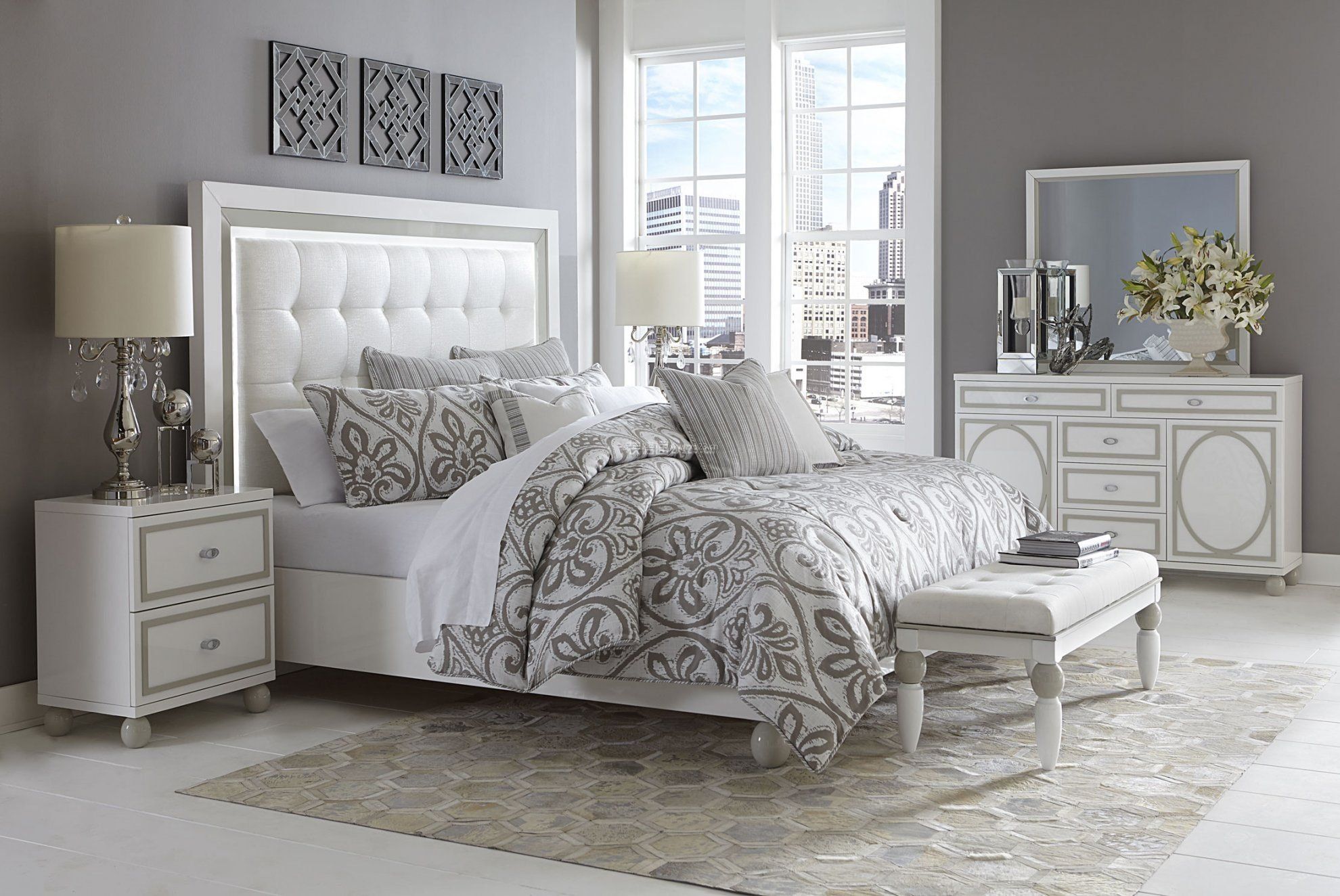 白色欧式家装卧室整体家具效果图片