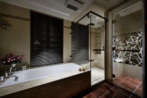 美式风格卫生间浴缸设计图片
