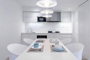 2020白色厨房橱柜效果图片 2020温馨白色厨房效果图
