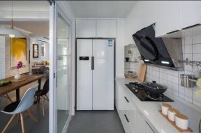 建发国宾府120平米三居室现代风格厨房装修效果图