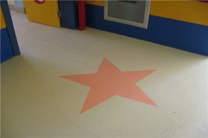 学校塑胶地板