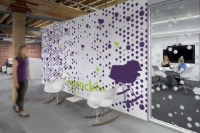 现代风格2000平米办公室走廊休闲椅设计图片