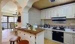 美式地中海124平米三居厨房吧台装修图片