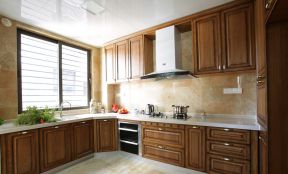中式简约风格145平米三居厨房实木橱柜设计图片