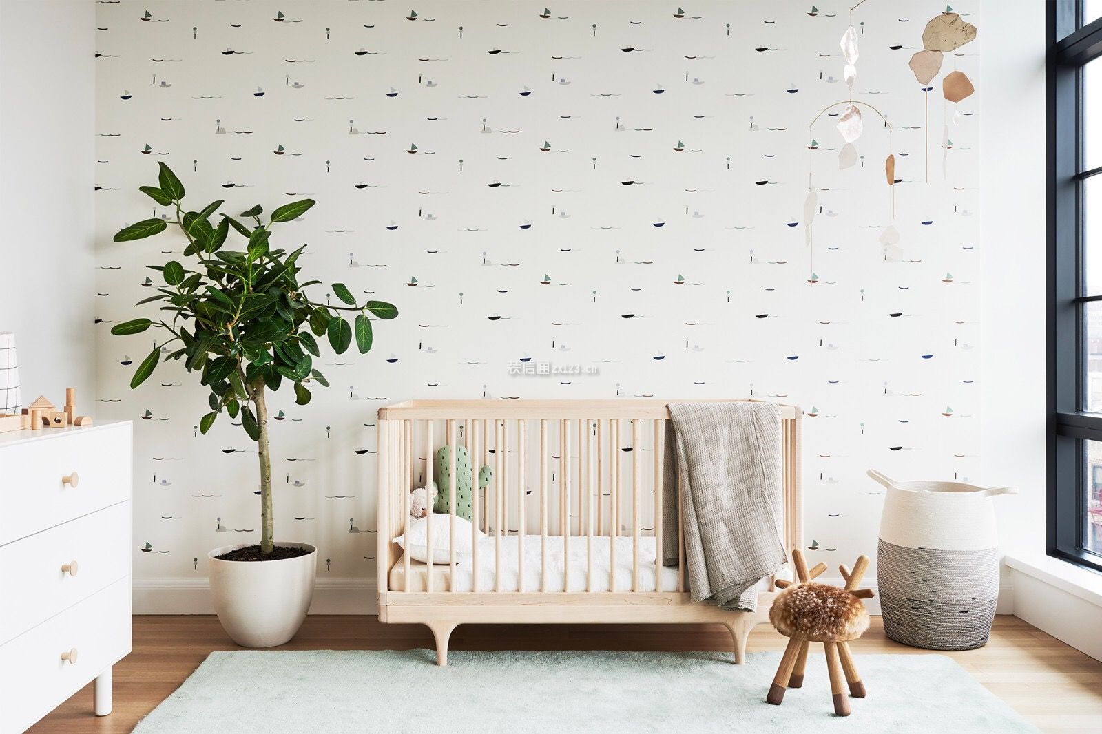 高层住宅婴儿房壁纸装饰设计效果图