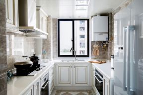 轻奢风格厨房橱柜装修图欣赏