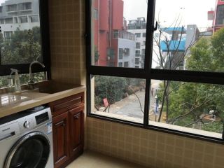 简约美式98平方米二居室阳台洗衣机装修实景图片