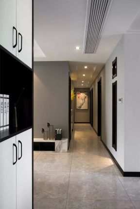 105平现代风格家庭走廊效果图