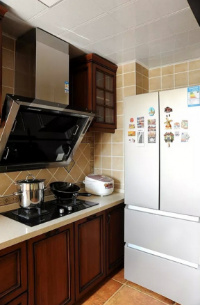 美式风格103平米二居厨房橱柜设计图片