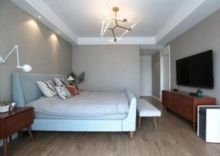 105平方房子卧室木地板装修设计图片赏析