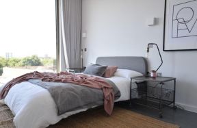 卧室单人床效果图 欧式小卧室装修效果图 欧式小卧室效果图 