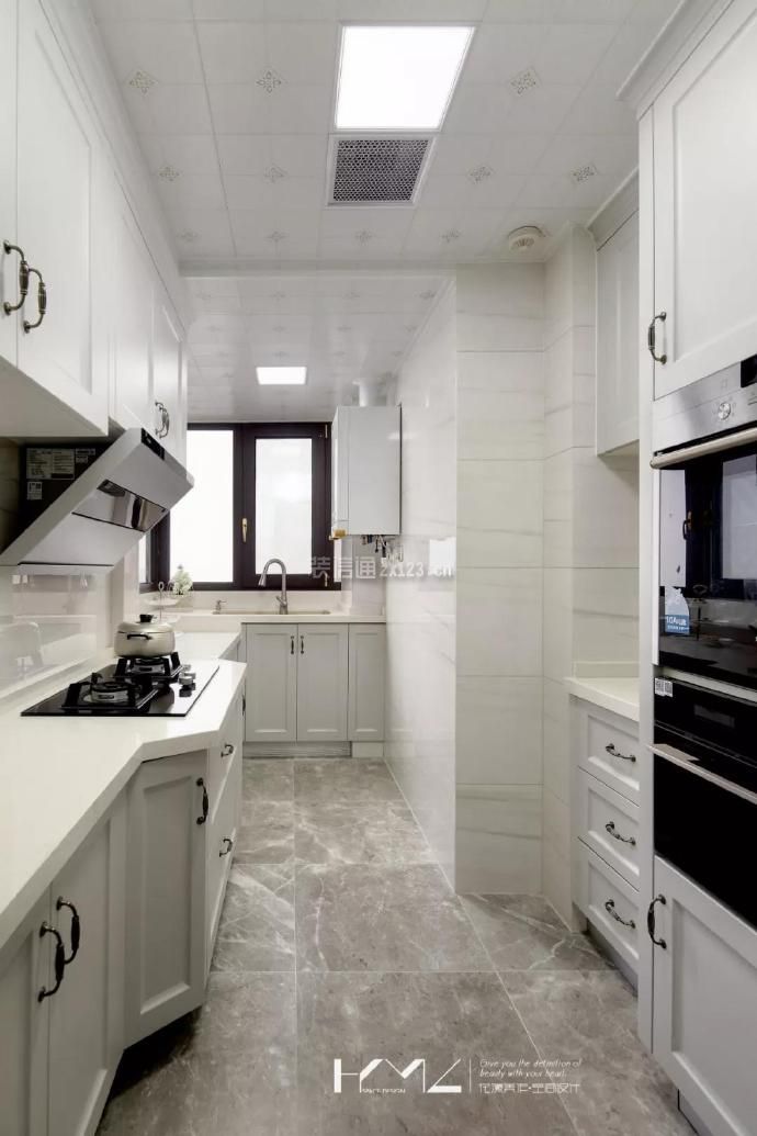 140平简美式三居厨房橱柜搭配设计图片