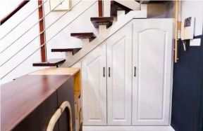 北欧简约风格140平米复式楼梯柜子设计图片