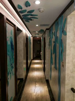 380平米美容院走廊背景墙设计图片