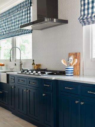 2023国外家具厨房蓝色定制橱柜设计图片