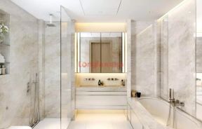 英式风格167平四居卫生间浴缸设计图片