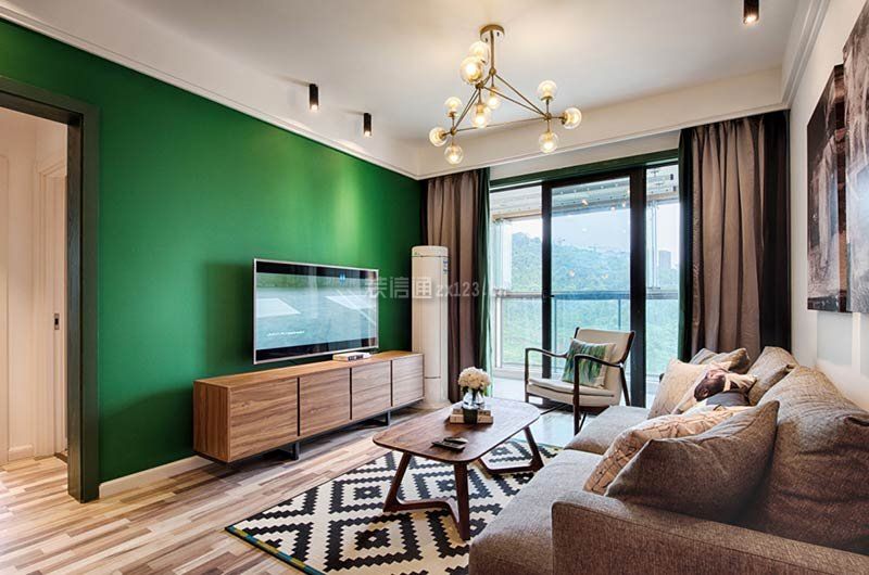 72平米客厅电视绿色背景墙装修效果图