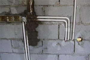 墙内水管漏水怎么办